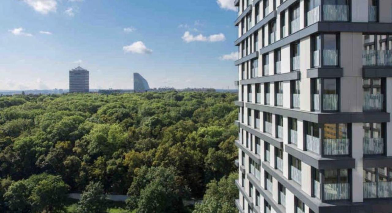 Garden Tower S Balkonem, Garaz Apartamento Praga