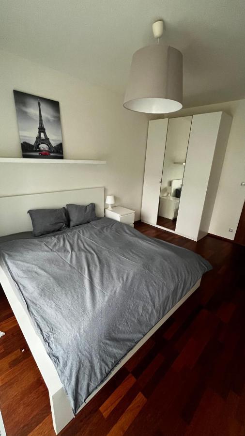 Apartamento Garden Tower S Balkonem, Garaz